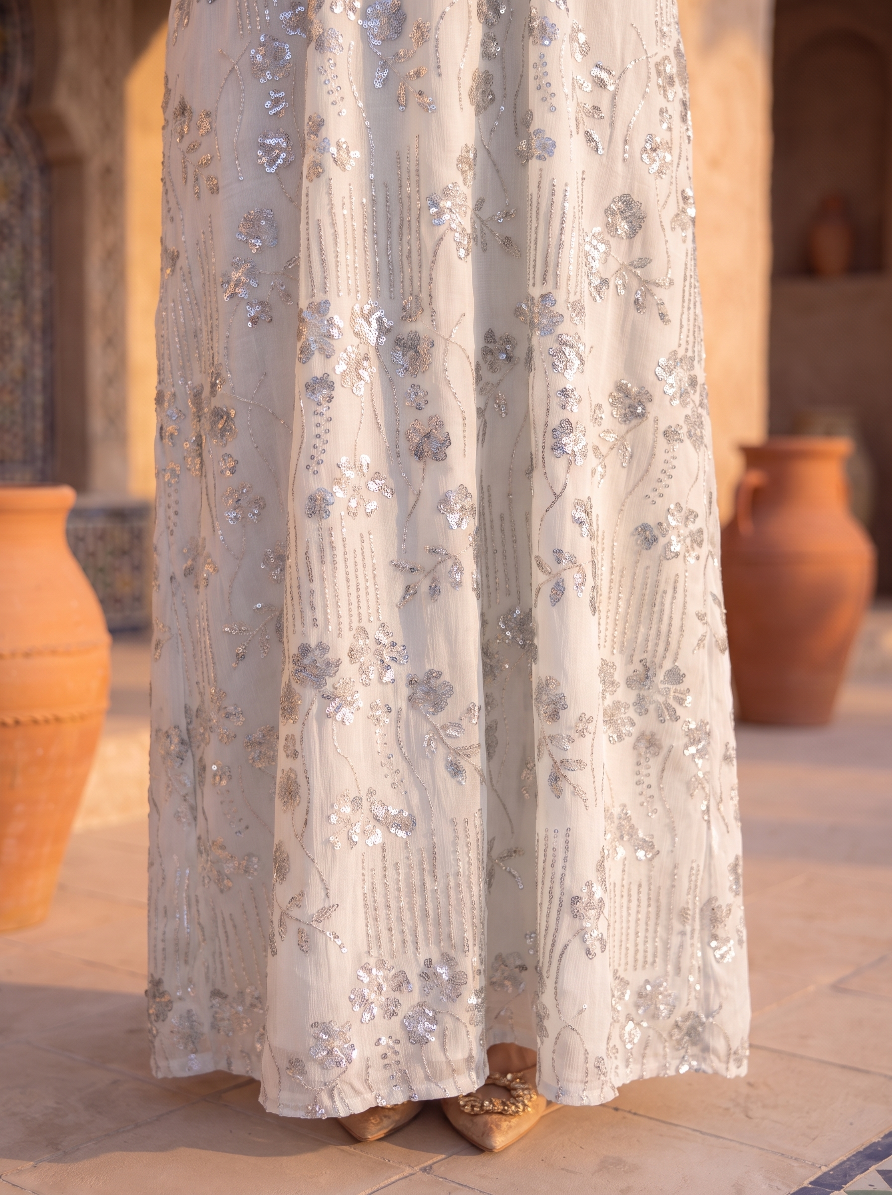 Women’s White Cream-Sequin Floral Embroidered Maxi Kaftan Dress – Elegant Long-Sleeve Festive Abaya