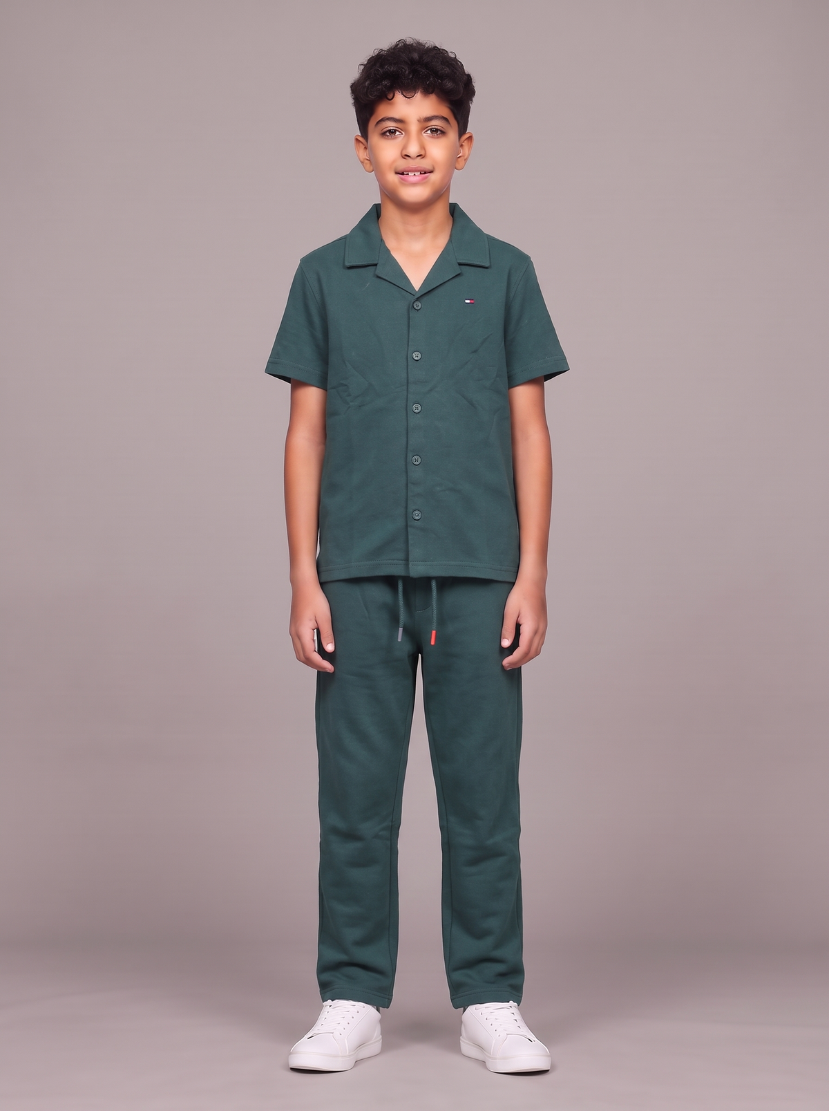 Boys’ Short-Sleeve Button-Down Shirt and Jogger Pants Matching_Set