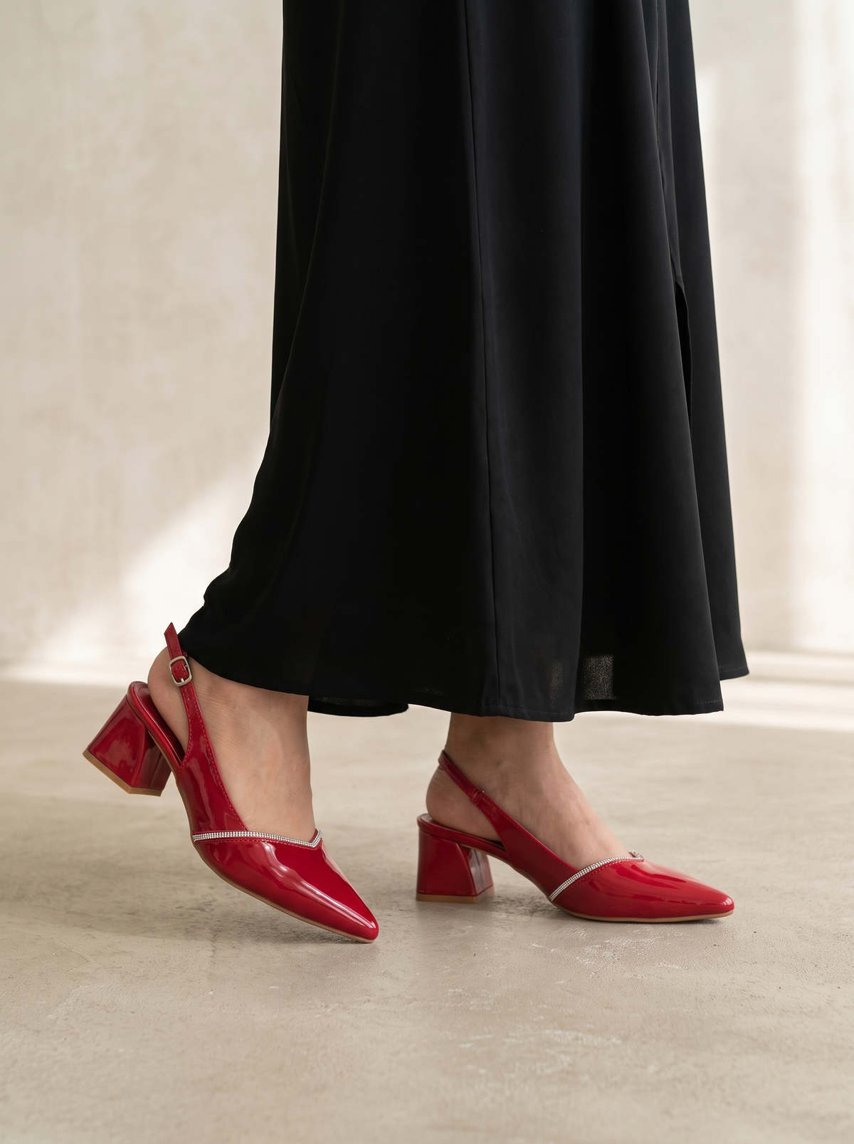 Women’s Pointed-Toe Rhinestone-Trim Slingback Heels – Elegant Block Heel Dress Pumps