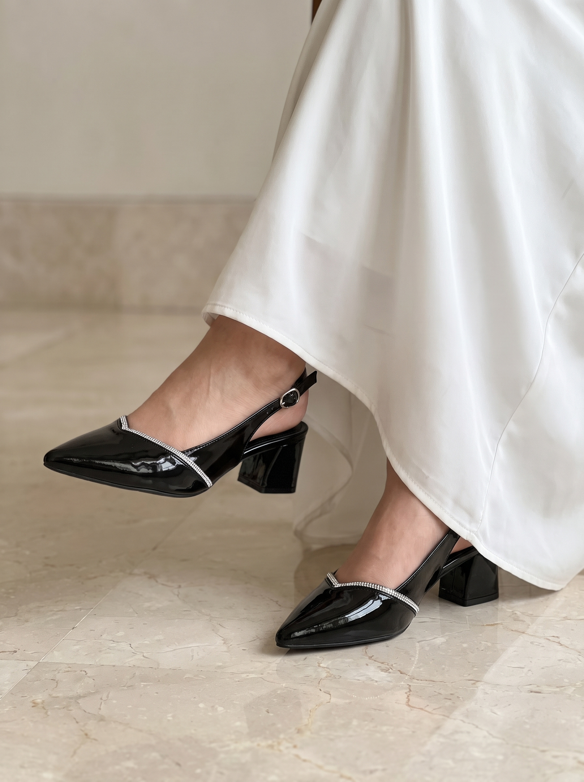 Women’s Pointed-Toe Rhinestone-Trim Slingback Heels – Elegant Block Heel Dress Pumps