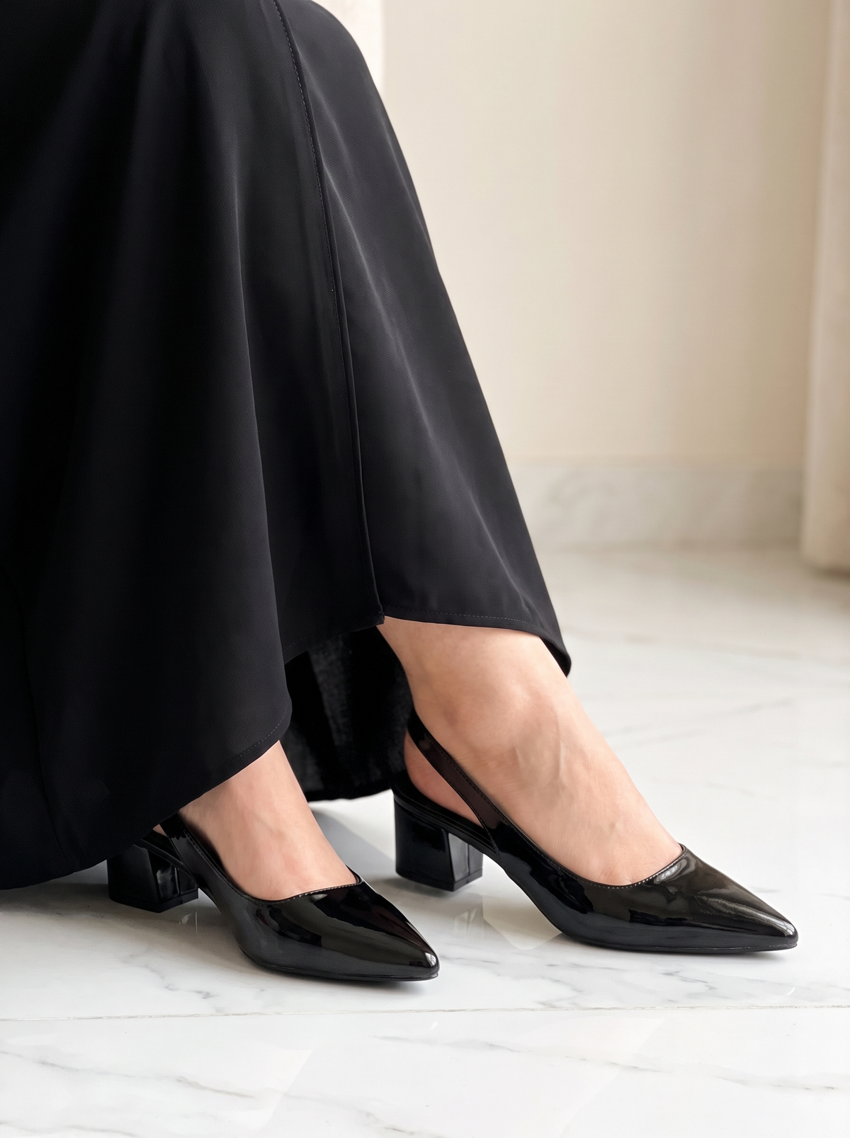 Women’s Minimalist Pointed-Toe Slingback Heels – Elegant Patent Block Heel Dress Pumps