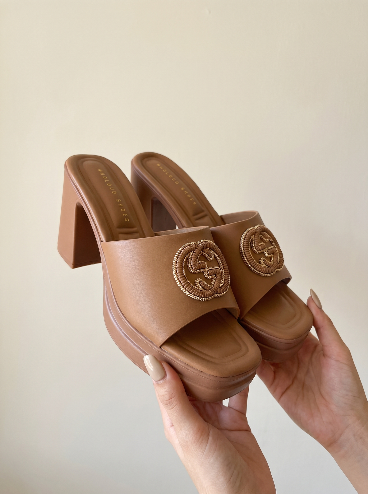 Women’s Black Platform Heeled Mules – Chic Open-Toe Slides with Embellished Logo Accent