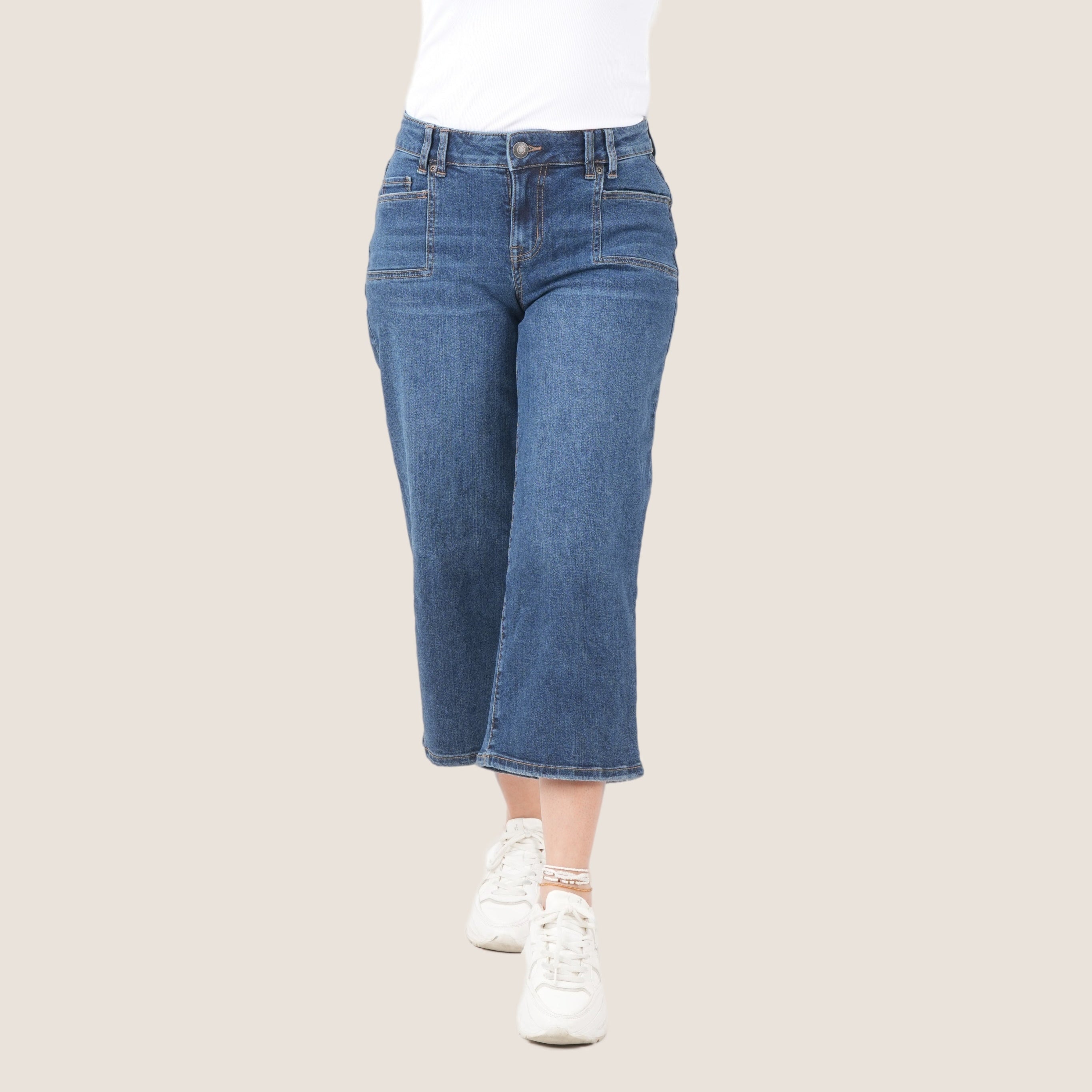 Stylish Wide Leg Jeans for Women Finelook - FineLook